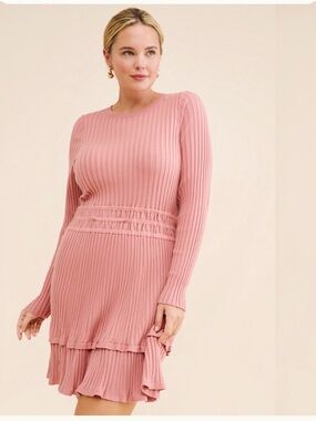 pink lace dress anthropologie Endless Rose Strapless Floral Appliqu Maxi Dress